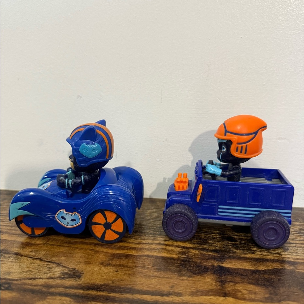 PJ Masks Cars - Picture 3 of 4